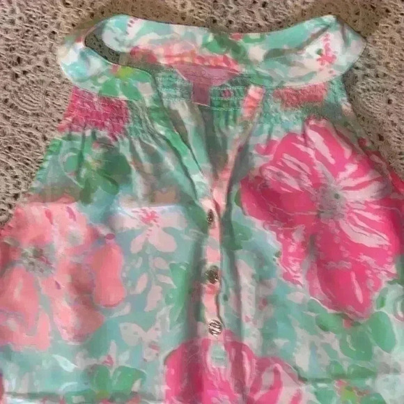Lilly Pulitzer 100% silk sleeveless top - Picture 2 of 9